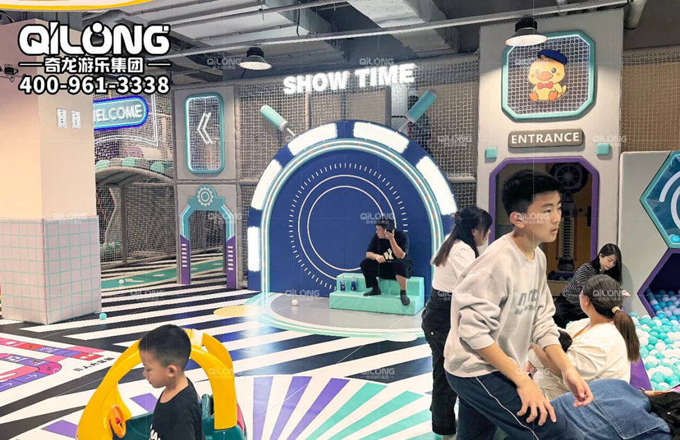 Large Kids Indoor Playground Equipment Manufacturer